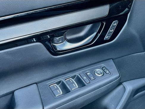 Used 2023 Honda CR-V Sport Touring image 12