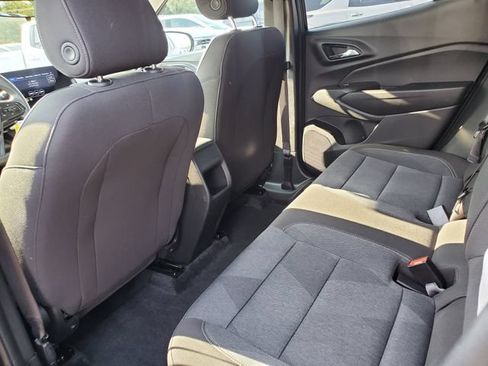 Certified 2024 Chevrolet Trax LS w/ LS Convenience Package FWD image 12