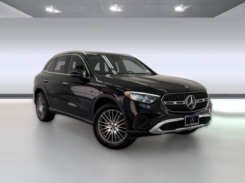 Used 2026 Mercedes-Benz GLC 300 image 6