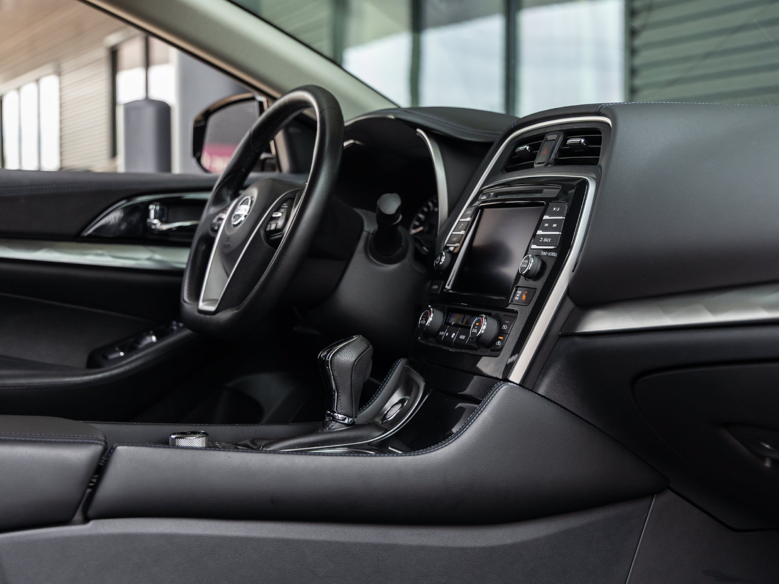 Used 2020 Nissan Maxima 3.5 S w/ Floor Mat Group FWD image 39