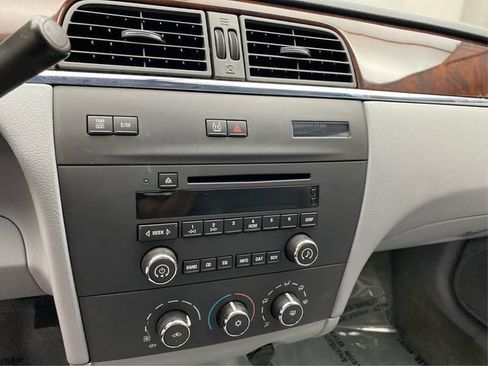 Used 2007 Buick LaCrosse CX w/ Chrome Enhancement Package FWD image 29