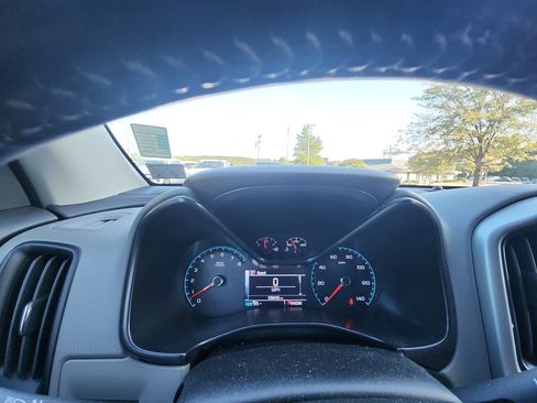 Used 2016 Chevrolet Colorado LT w/ LT Convenience Package RWD image 13