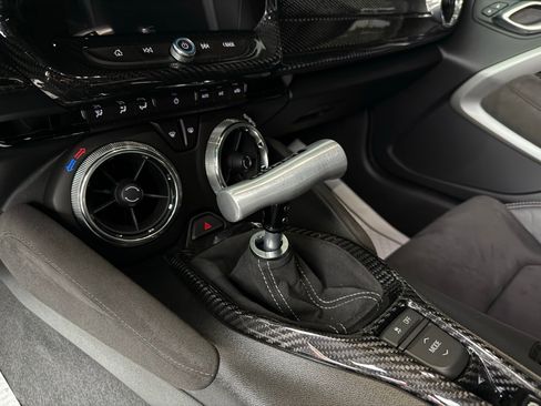 Used 2018 Chevrolet Camaro SS image 42