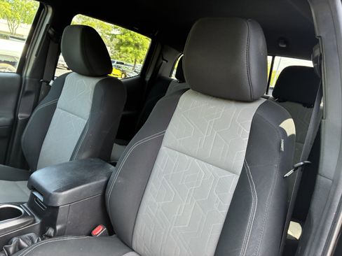 Used 2023 Toyota Tacoma TRD Sport RWD image 20