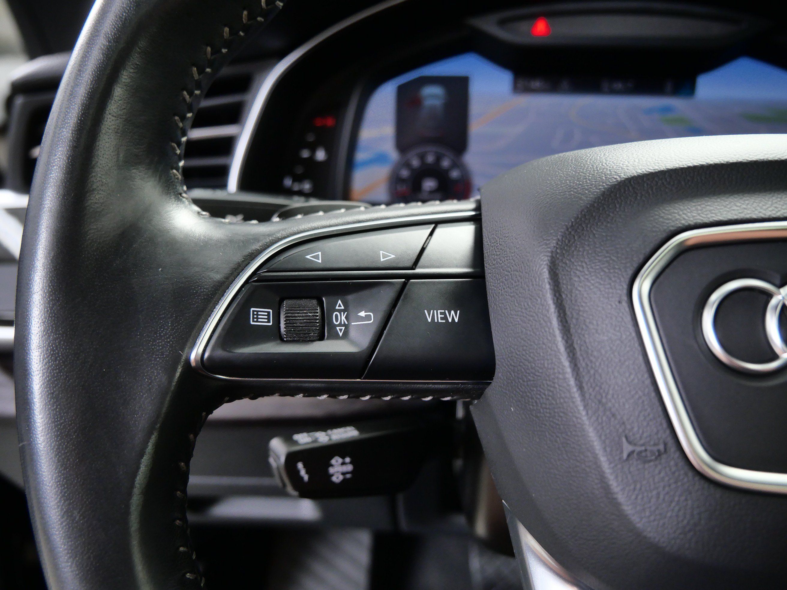 Used 2019 Audi Q8 Premium Plus w/ Premium Plus AWD/4WD image 25