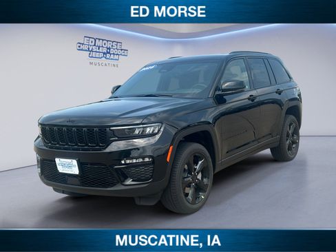 New 2025 Jeep Grand Cherokee Limited w/ Black Appearance Package image 1