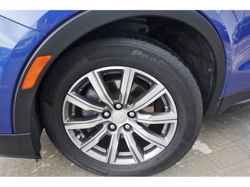 Used 2023 Cadillac XT4 Sport w/ Technology Package FWD image 30