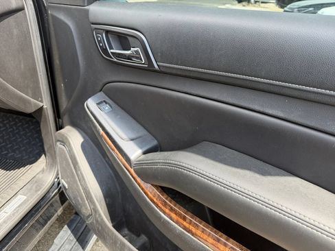 Used 2017 Chevrolet Tahoe Premier AWD/4WD image 37