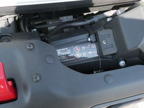 Used 2024 Jeep Wrangler Unlimited Rubicon w/ XTREMEE 35" Tire Package image 30