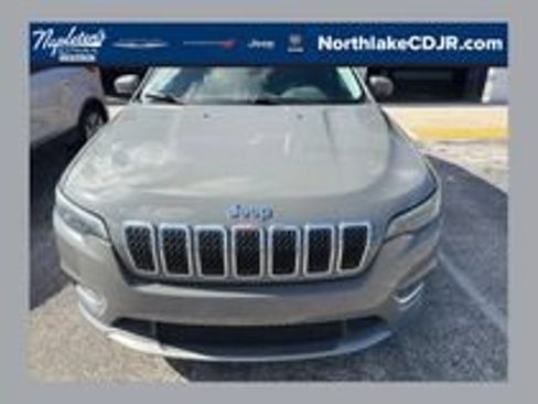 Used 2019 Jeep Cherokee Limited FWD image 22