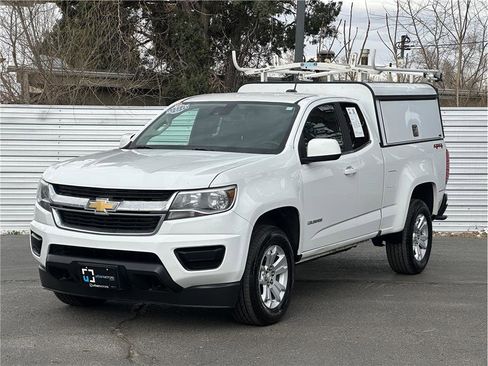 Used 2019 Chevrolet Colorado LT w/ Safety Package image 6