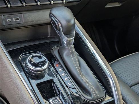 Used 2023 GMC Canyon Denali w/ Denali Black Edition image 12