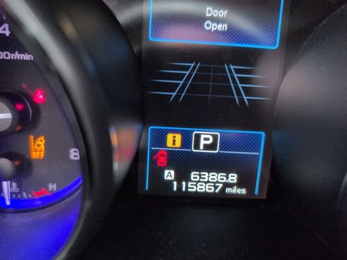 Used 2016 Subaru Legacy 2.5i Premium AWD/4WD image 9
