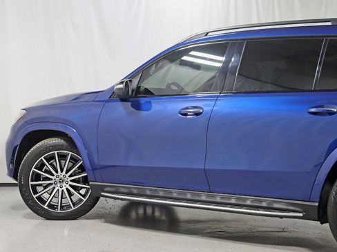 Used 2022 Mercedes-Benz GLS 450 4MATIC image 12