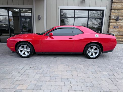Used 2023 Dodge Challenger SXT RWD image 3