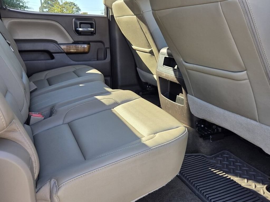 Used 2017 GMC Sierra 2500 SLT w/ Duramax Plus Package AWD/4WD image 13