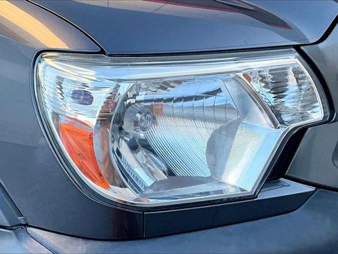 Used 2015 Toyota Tacoma 4x4 Access Cab image 27