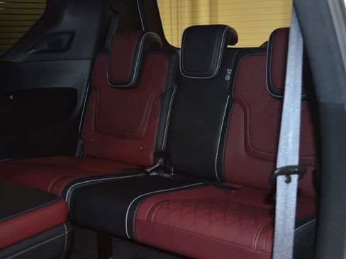 Certified 2026 INFINITI QX80 Autograph w/ Premium Cargo Package AWD/4WD image 40