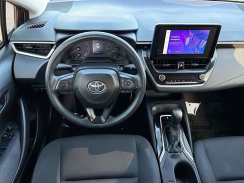 Used 2024 Toyota Corolla LE FWD image 21