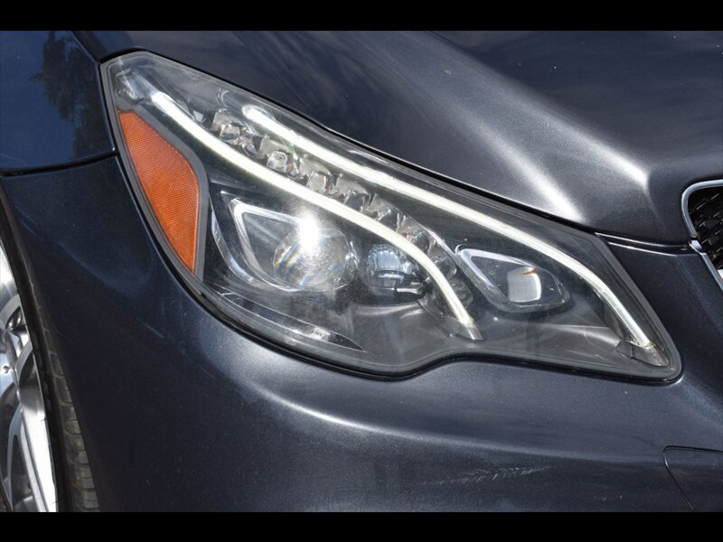Used 2016 Mercedes-Benz E 400 Coupe image 39