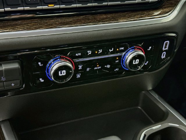 Used 2026 GMC Sierra 1500 Elevation AWD/4WD image 16