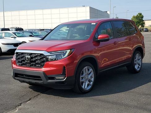 Used 2024 Honda Passport EX-L image 2
