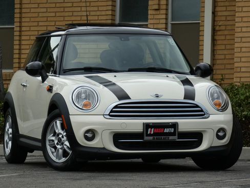 Used 2013 MINI Cooper Hardtop image 3