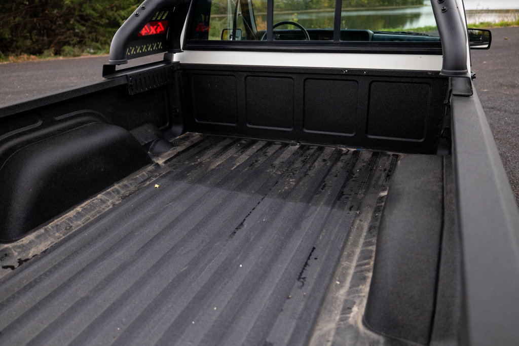 Used 1988 Jeep Comanche Pioneer AWD/4WD image 70