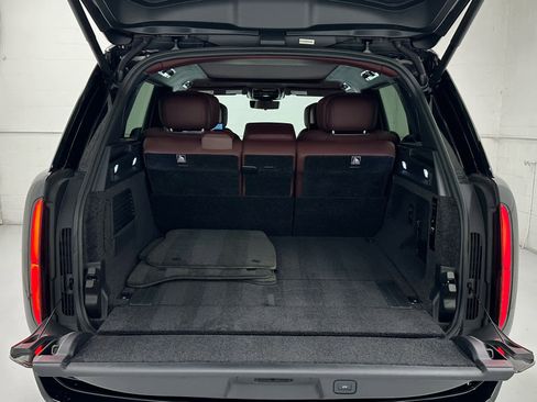 Used 2024 Land Rover Range Rover Long Wheelbase Autobiography image 47