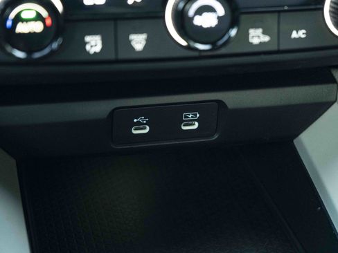Used 2025 Honda Accord SE image 34