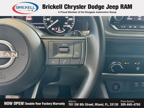 Used 2024 Nissan Rogue S AWD/4WD image 37