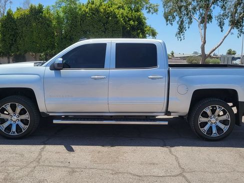 Used 2018 Chevrolet Silverado 1500 LT w/ All Star Edition AWD/4WD image 7