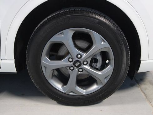 Used 2023 Ford Escape ST-Line w/ Tech Pack #1 AWD/4WD image 31