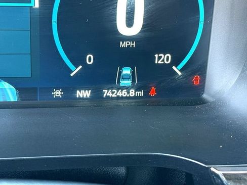 Used 2022 Ford F150 Lariat AWD/4WD image 16
