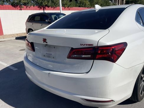 Used 2015 Acura TLX V6 image 4