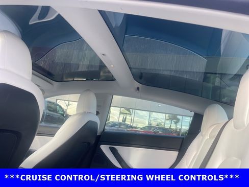 Used 2020 Tesla Model 3 Standard Range image 7