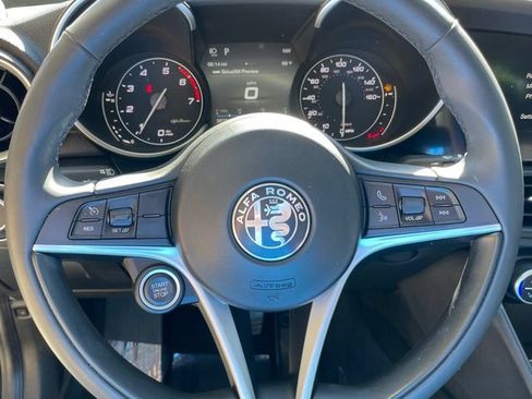 Used 2019 Alfa Romeo Giulia Ti AWD/4WD image 20