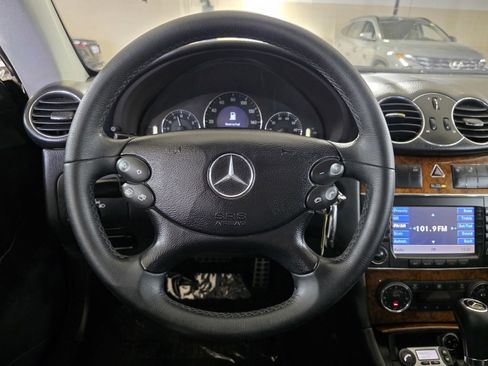 Used 2008 Mercedes-Benz CLK 350 Coupe image 29