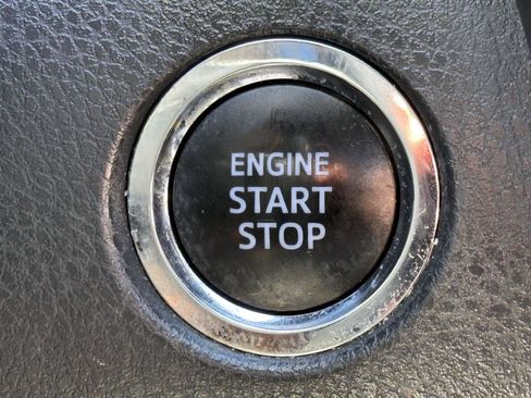 Used 2022 Toyota Camry XSE image 30