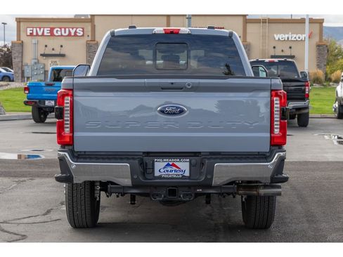 New 2026 Ford F350 Lariat w/ Lariat Premium Package image 4