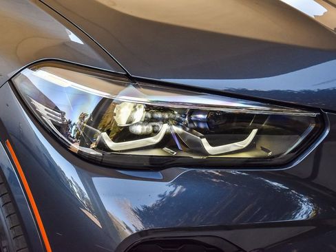 Used 2022 BMW X5 xDrive45e w/ M Sport Package image 8