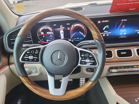 Used 2020 Mercedes-Benz GLS 580 4MATIC image 10