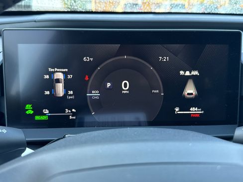 New 2026 Toyota RAV4 SE image 32