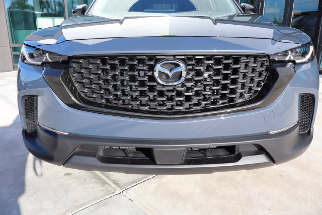Used 2024 MAZDA CX-50 AWD 2.5 S w/ Preferred Package image 9