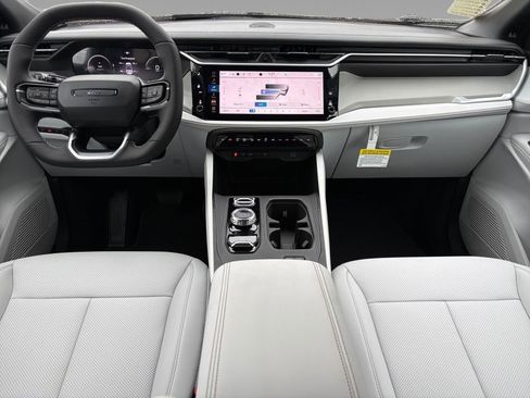 New 2026 Jeep Cherokee Limited image 3