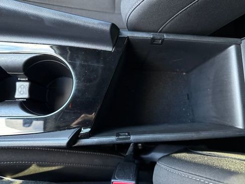 Used 2021 Hyundai Elantra SEL w/ Convenience Package image 26