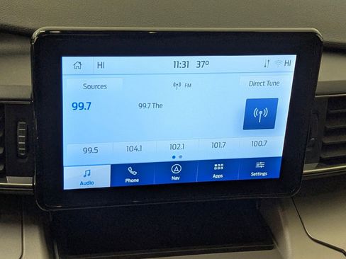 Certified 2022 Ford Explorer XLT w/ Equipment Group 202A image 25