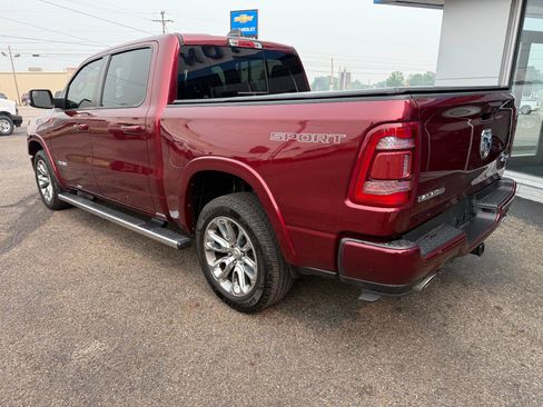 Used 2021 RAM 1500 Laramie AWD/4WD image 5