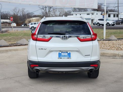Used 2019 Honda CR-V Touring image 6