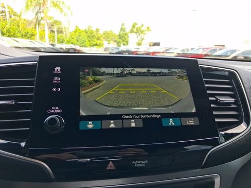 Used 2023 Honda Passport EX-L image 28
